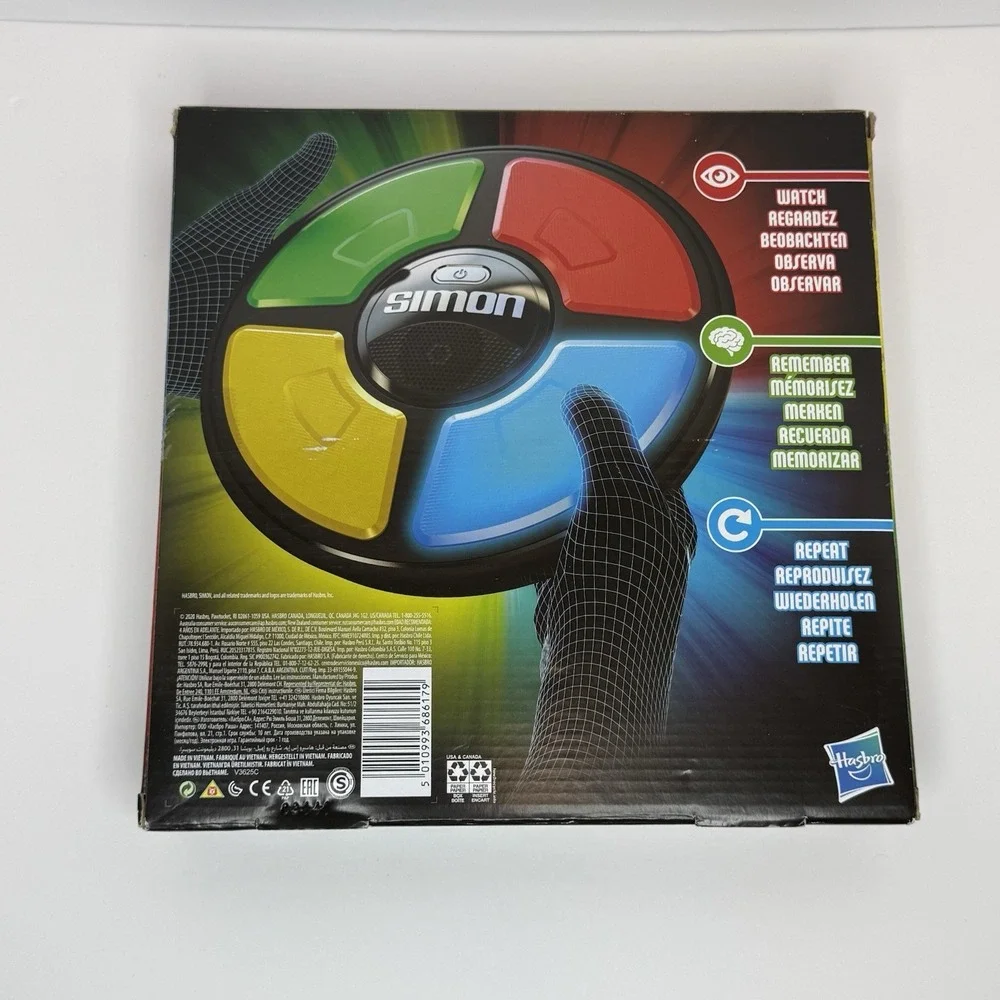 Hasbro Gaming Simon Electronic Memory Game 2020 Brand New Sealed